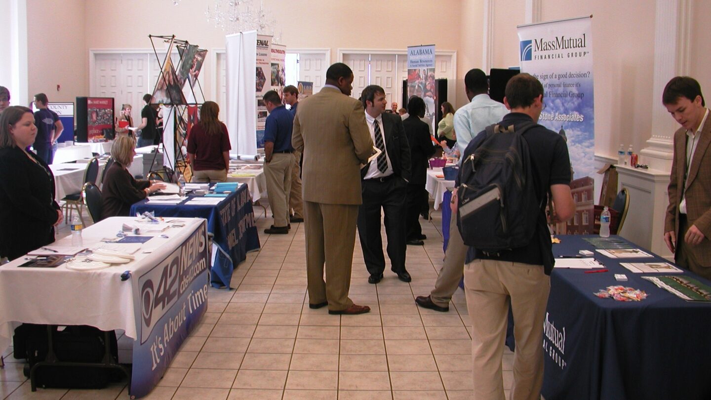 Interview and Career Fair Attire - UNC Student Affairs Career Center